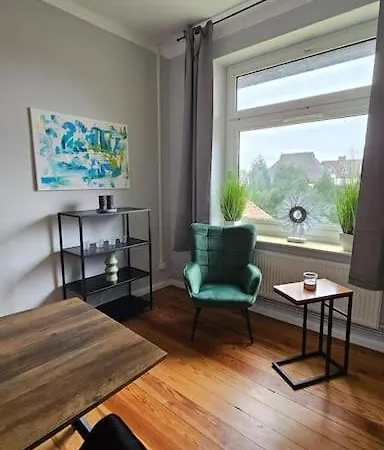 3 Balkon Möbliertes * Brunsbuttel