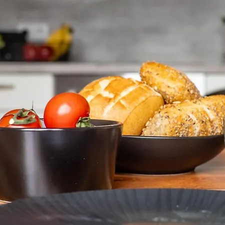 3 Balkon Möbliertes *