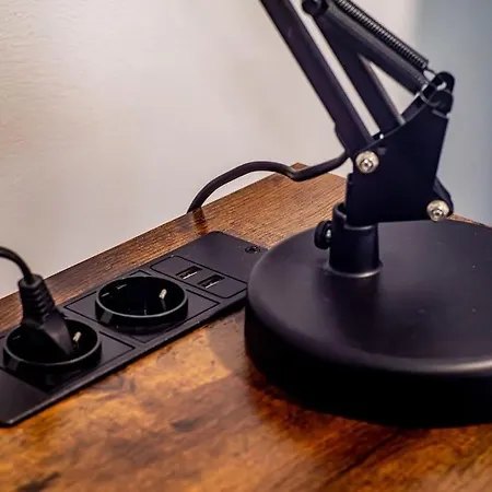 Apartment 3 Balkon Möbliertes