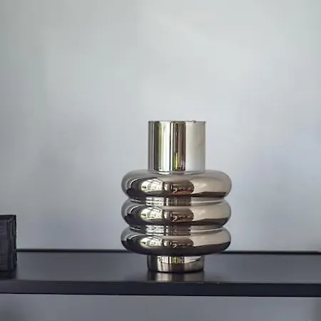 3 Balkon Möbliertes Apartment *