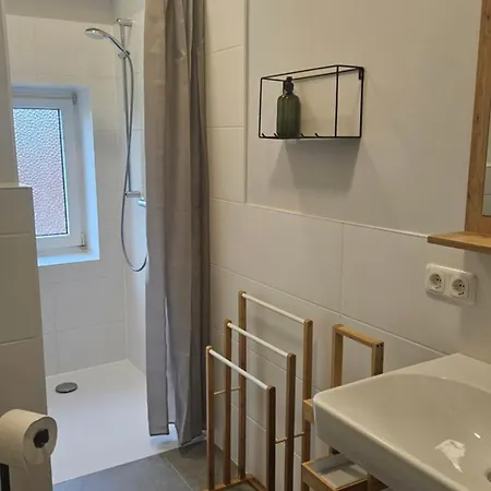 דירה 3 Balkon Moebliertes ברונסבוטל